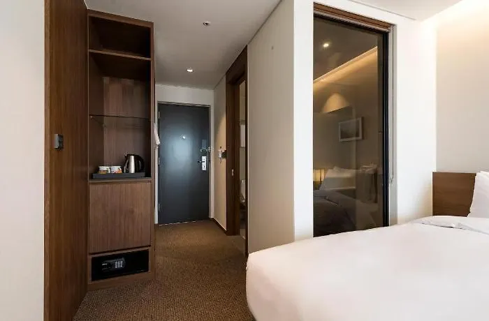 Ramada Encore By Wyndham Haeundae Hotel